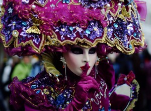 В Сантии стартовал карнавал из прошлого